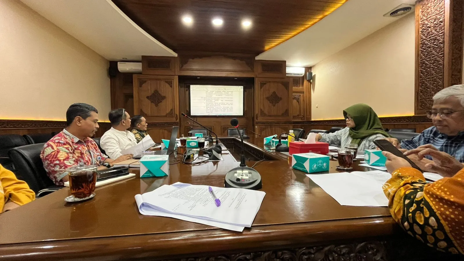 Rapat Harmonisasi DPRD Kota Salatiga Bahas Raperda Perusahaan Perseroan Daerah Aneka Usaha Kota Salatiga