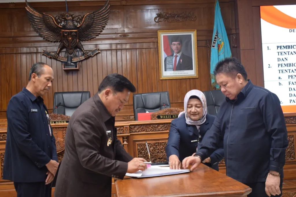 DPRD Salatiga Gelar Paripurna Bahas Empat Raperda Inisiatif Bersama Wali Kota