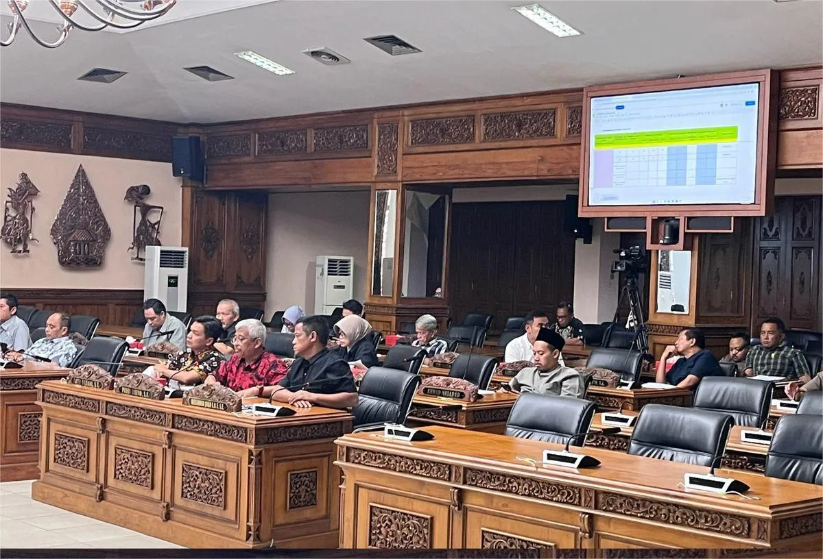 Bapemperda DPRD Kota Salatiga Laporkan Kinerja Triwulan Pertama 2025, 20 Raperda dalam Proses Pembahasan